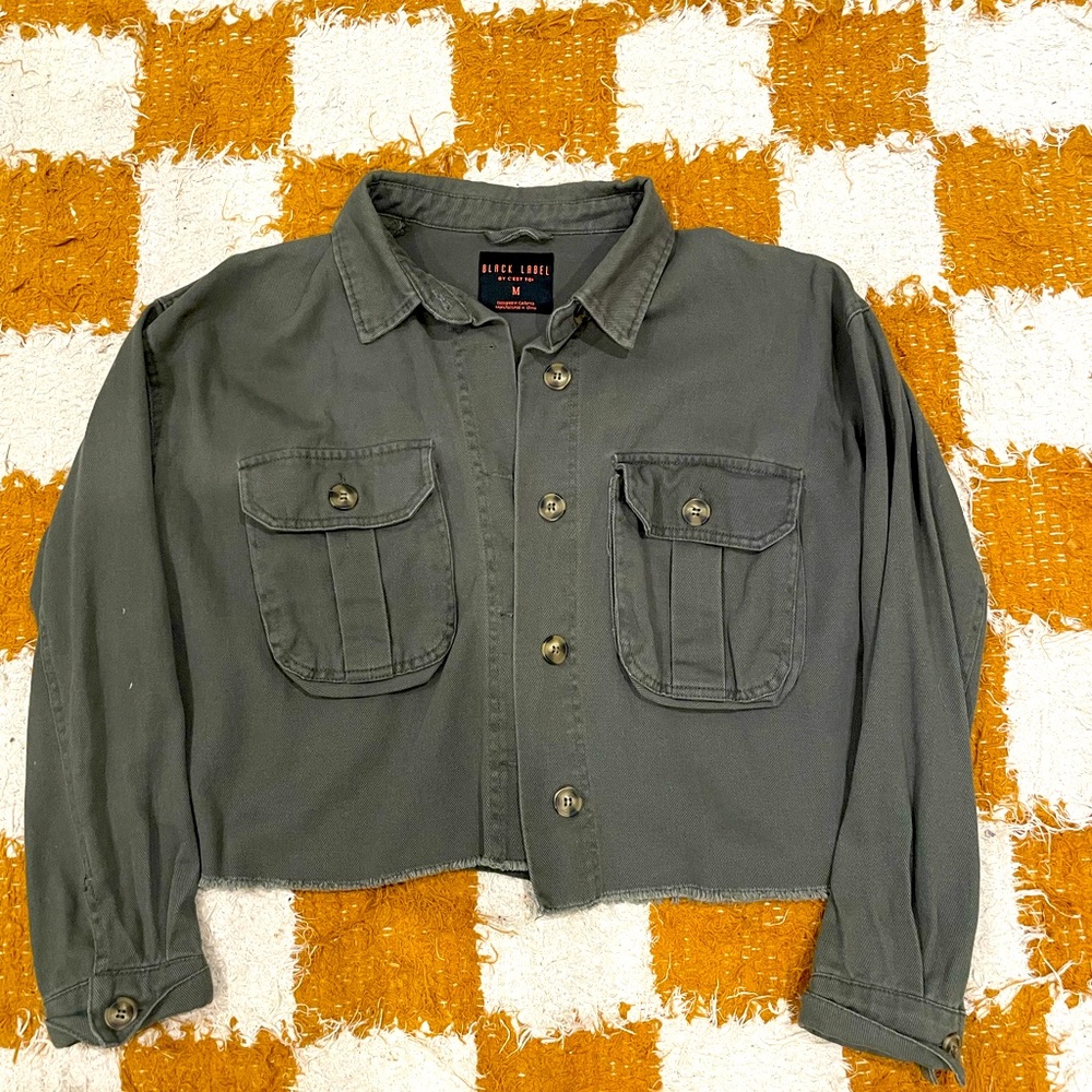 Cropped army jacket